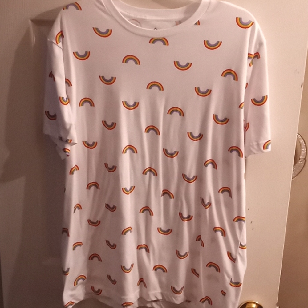 Rainbow tee
